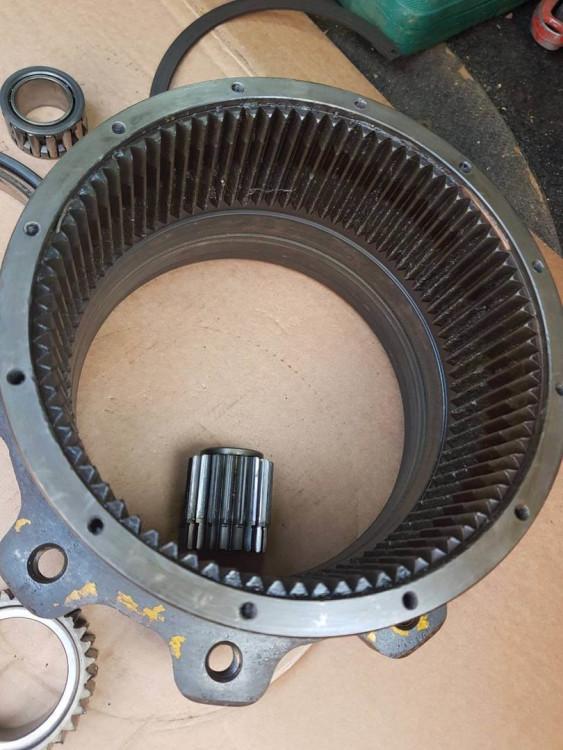 Бортовой редуктор