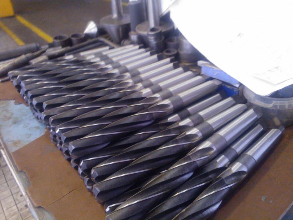 Сверло с коническим хвостовиком